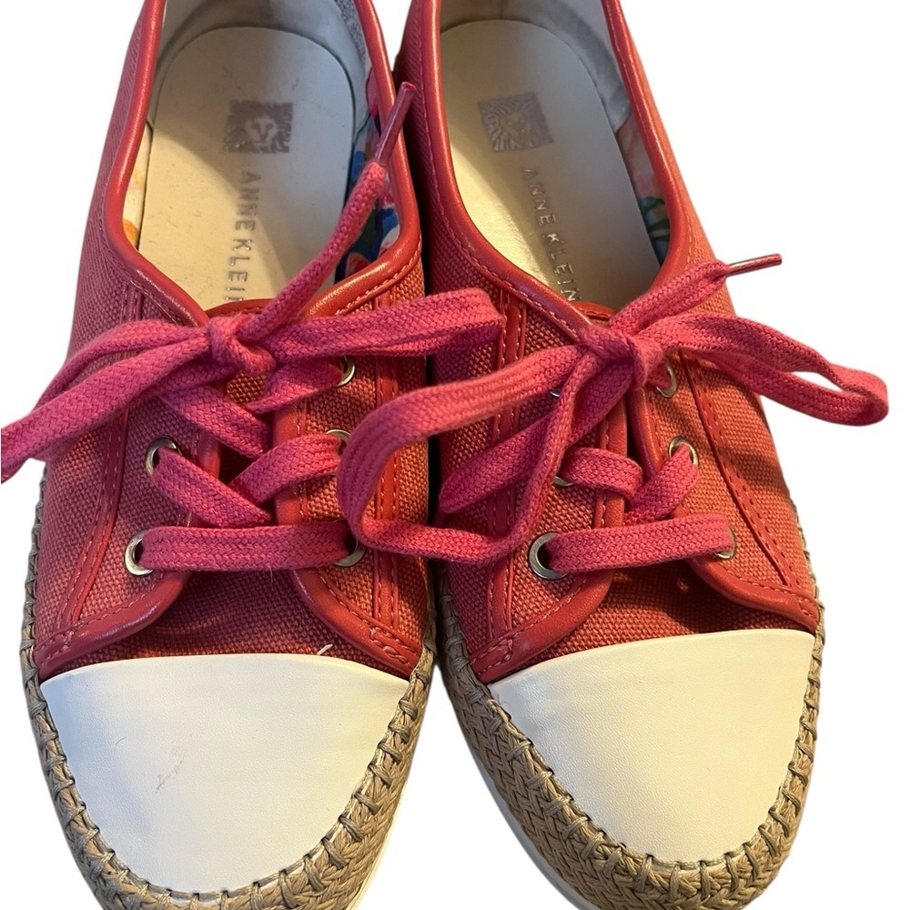 Anne Klein iFlex Coral Espadrille Sneakers Size 7 Coastal Summer Lace-Up Preppy